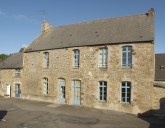 Hôtel Grand Maison, 1 rue de Fougères (Antrain fusionnée en Val-Couesnon en 2019)