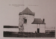 Moulin à vent des Ecluses, rue des Ecluses, pointe du Bechet (Saint-Jacut-de-la-Mer)