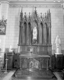 Autels (2), retables (2), tabernacles (2) (autel secondaire, retable à arcatures), style néo-gothique, église paroissiale Saint-Pierre, Immaculée-Conception (Mecé)