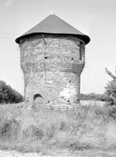 Moulin, près du Rocher (Tréal)