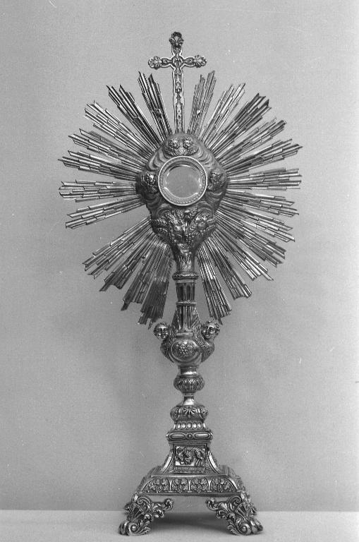 Ostensoir, église paroissiale Saint-Denis (Saint-Gravé)