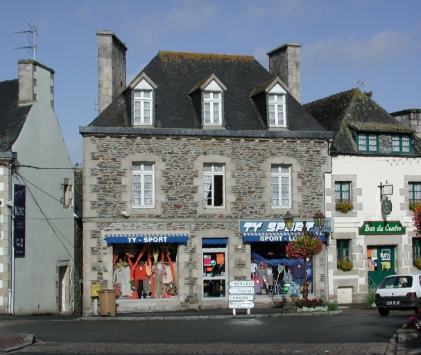 Maison, 7 place de la Mairie (Plestin-les-Grèves)