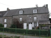Ancienne ferme, le Bourg (Tressé fusionnée en Mesnil-Roc'h en 2019)