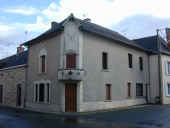 Maison, 10 place de l'Eglise (Brielles)