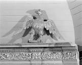 Statues (2) : Aigles