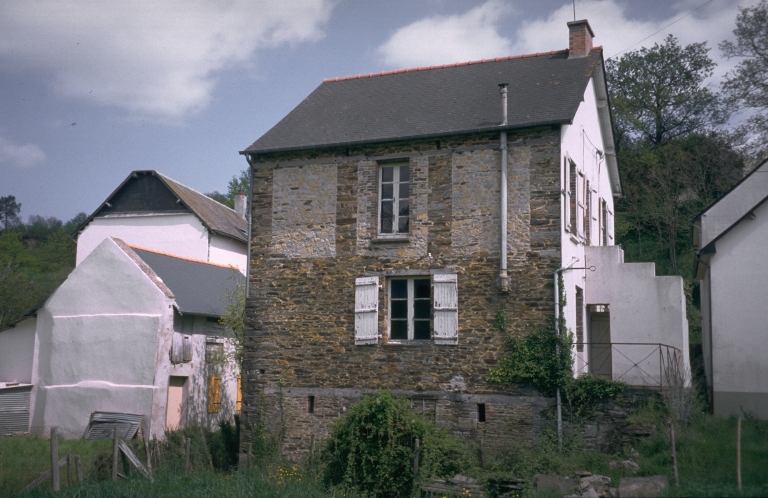 Moulin à tan, puis tannerie Jules Briand, actuellement maison, l'Etang (Bain-de-Bretagne)