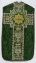 Ornement vert 1 : chasuble, bourse de corporal, étole, manipule, pale, voile de calice