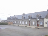 Alignement de maisons, Louriais (Pipriac)