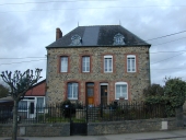 Maison, 47-49 avenue de la Libération (Combourg)