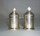 Ampoule aux saintes huiles ; ampoule à saint chrême