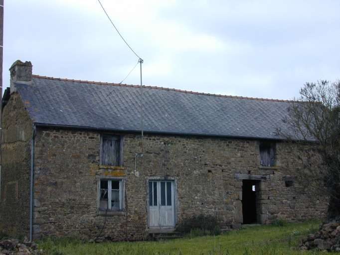 Alignement de deux fermes, les Archères (Sens-de-Bretagne)