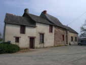 Alignement de logis, la Rousselais (Bréal-sous-Montfort)