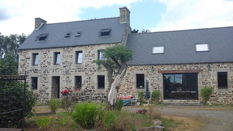 Les maisons, logis, fermes et dépendances de la commune de Rospez