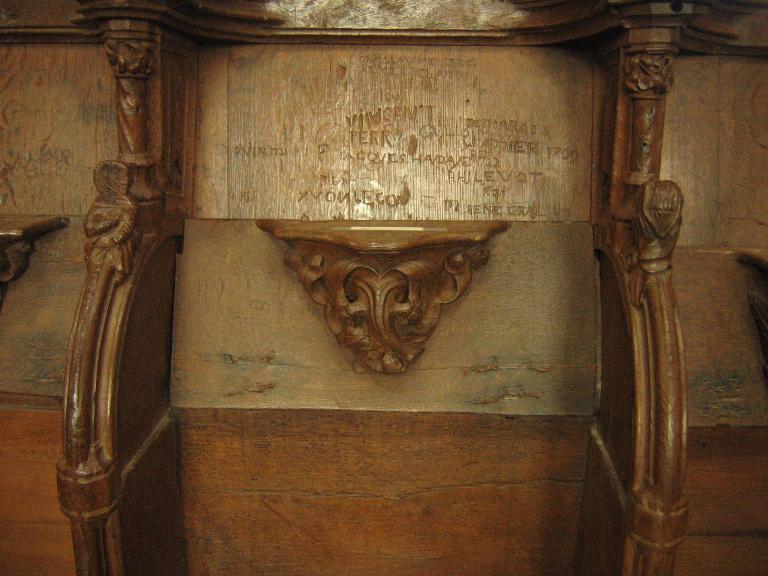 Cathédrale Saint-Tugdual : stalle 42