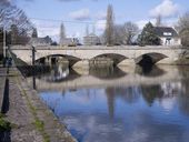 Canal de Nantes à Brest, pont routier, dit le Pont Neuf (Malestroit)