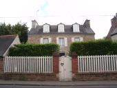 Maison, rue du Professeur Jean Renaud (Paimpol)