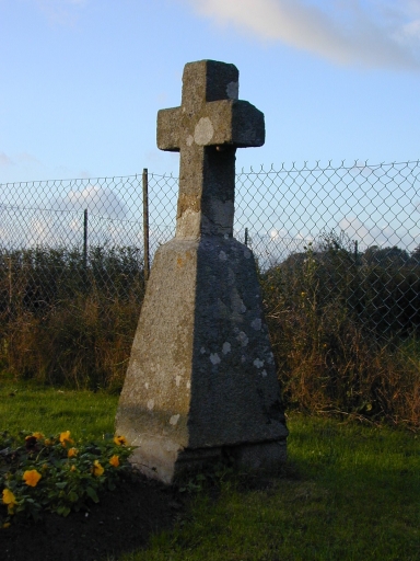 Croix de chemin, dite croix des Berchais, Nermont (Saint-Coulomb)