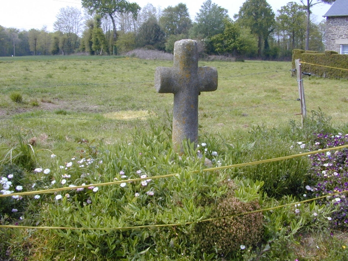 Croix de chemin, le Plessis Margat (Meillac)