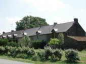 Alignement de maisons, Balac (Langon)