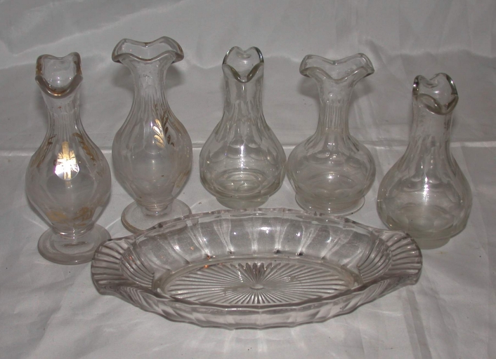 3 Paires de burettes et un plateau