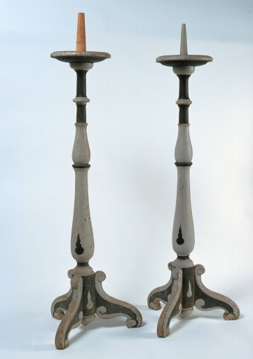 Chandeliers d'autel (2)