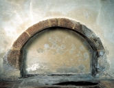 Enfeu, 2 dalles funéraires