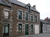 Maison, 5 bis avenue Bertrand Du Guesclin (Sens-de-Bretagne)