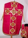 Ornement rouge 2 : chasuble, étole