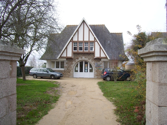 Ancien dispensaire, actuellement centre de la solidarité départementale, rue Ernest Rouxel (Ploubalay fusionnée en Beaussais-sur-Mer en 2017)