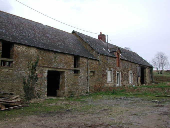 Ferme, le Bas Plessis (Dourdain)