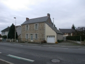 Maison, 8 avenue Saint-Lazare, la Vigne au Vêque (Rannée)