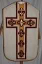 Ornement blanc 2 : chasuble, bourse de corporal, étole, voile de calice