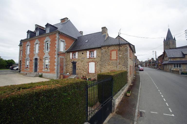 Maison, 30 avenue de Bretagne (Dompierre-du-Chemin fusionnée en Luitré-Dompierre en 2019)