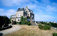 Maison de villégiature balnéaire dite Villa de Mortemart, puis dite villa Saint-Germain, 2 rue Coppinger (Dinard)