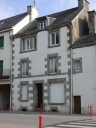 Maison, 12 place Général de Gaulle (Pluméliau fusionnée en Pluméliau-Bieuzy en 2019)