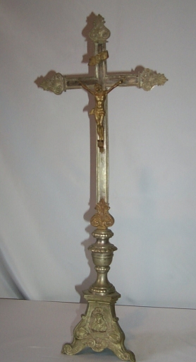Croix d'autel 4