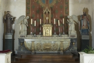 Ensemble du maître-autel : autel, tabernacle, exposition, 2 gradins d'autel, baldaquin d'autel, 3 degrés d'autel