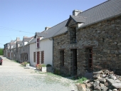 Alignement de maisons, le Brûlay (Langon)