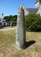 Stèles protohistoriques (3), le bourg (Goulien)