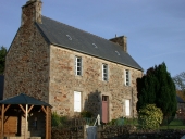 Maison, 1 avenue de la Mairie (Saint-Quay-Perros)