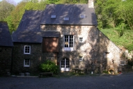 Moulin à farine de Bachelet, actuellement maison (Plélo)