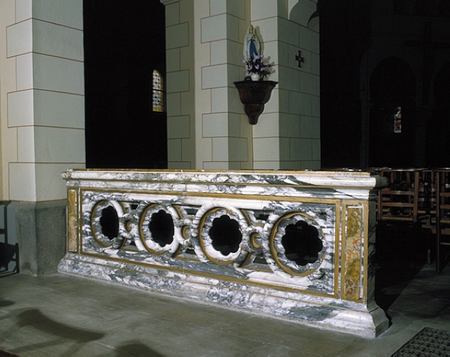 Clôture de choeur (table de communion)