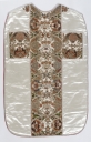 Ornement blanc 5 : chasuble, bourse de corporal, étole, manipule, pale, voile de calice
