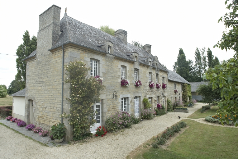 Maison de maître, le Mottay (Saint-Juvat)