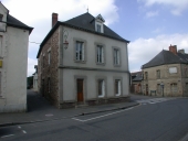 Immeuble à logements, 10,12,12 bis rue du Calvaire (Bréal-sous-Montfort)