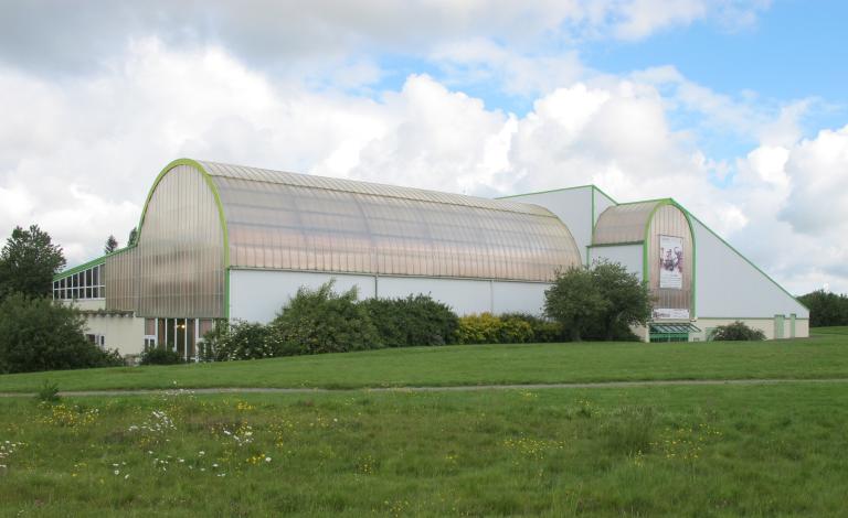 Piscine intercommunale, 3 rue Pierre de Coubertin (Liffré)