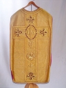 Ornement doré 3 : chasuble, chape