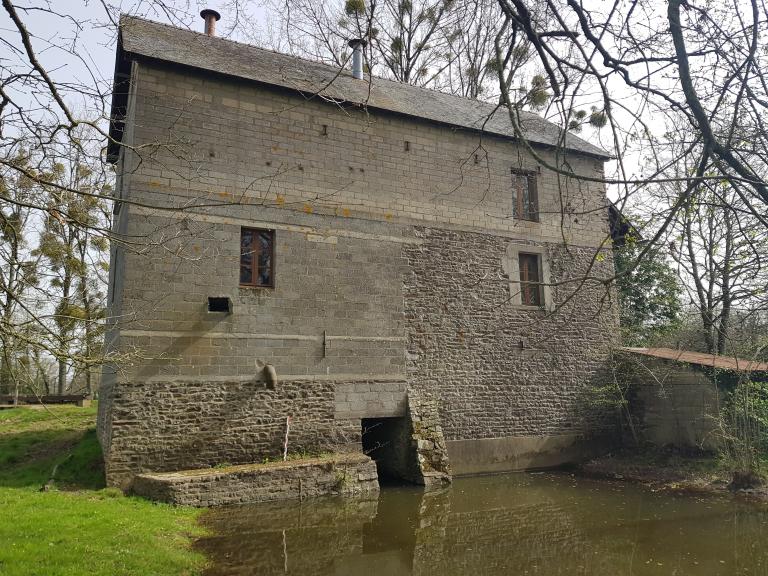 Moulin du Pont Troton (Saint-M'Hervé)
