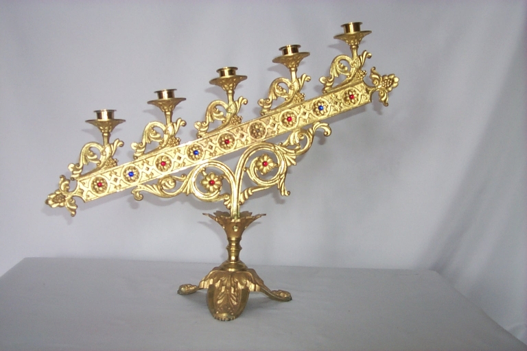 Paires de chandeliers d'église