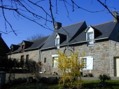 Alignement de deux fermes, le Tenoux (Cuguen)